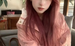 双腿打开揉弄高潮漫画H